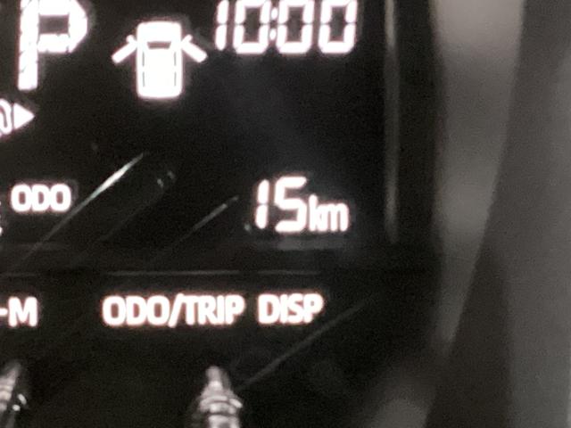 ハイゼットカーゴデラックス 4WD CVT車 届出済未使用車 ラジオ4WD CTV車 届出済未使用車 ラジオ アイドリングストップ 前後コーナーセンサー 両側スライドドア マニュアルエアコン オートライト ABS 運転席・助手席エアバッグ キーレスエントリー(京都府)の中古車