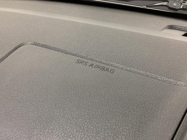 ハイゼットカーゴデラックス 4WD CVT車 届出済未使用車 ラジオ4WD CTV車 届出済未使用車 ラジオ アイドリングストップ 前後コーナーセンサー 両側スライドドア マニュアルエアコン オートライト ABS 運転席・助手席エアバッグ キーレスエントリー(京都府)の中古車