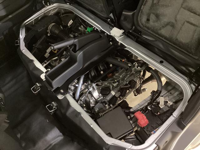 ハイゼットカーゴデラックス 4WD CVT車 届出済未使用車 ラジオ4WD CTV車 届出済未使用車 ラジオ アイドリングストップ 前後コーナーセンサー 両側スライドドア マニュアルエアコン オートライト ABS 運転席・助手席エアバッグ キーレスエントリー(京都府)の中古車