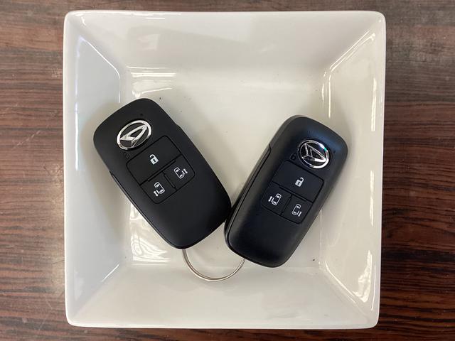 タントファンクロス シートヒータ 両側電動スライドドア USB接続前席シートヒーター 前後コーナーセンサー 両側電動スライドドア ルーフレール バックカメラ対応 USB接続 オートブレーキホールド スマートキー アイドリングストップ スマートアシスト オートライト(京都府)の中古車