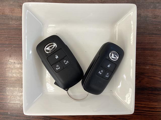 タントファンクロス シートヒーター 前後コーナーセンサー両側電動スライドドア 前後コーナーセンサー バックカメラ スマートキー 前席シートヒーター ルーフレール オートマチックハイビーム オートブレーキホールド 14インチ純正アルミホイール ABS(京都府)の中古車