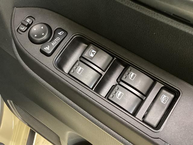 タントファンクロス シートヒーター 前後コーナーセンサー両側電動スライドドア 前後コーナーセンサー バックカメラ スマートキー 前席シートヒーター ルーフレール オートマチックハイビーム オートブレーキホールド 14インチ純正アルミホイール ABS(京都府)の中古車