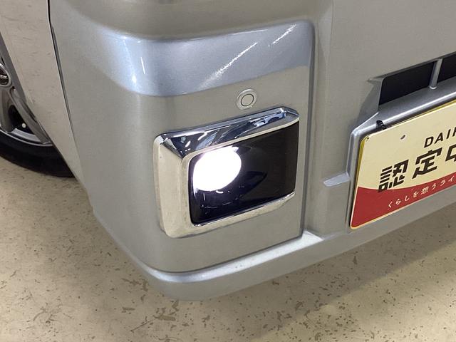 ハイゼットトラックエクストラ切替式４ＷＤ　ＭＴ車　荷台作業灯　前後コーナーセンサー　３方開　オートマチックハイビーム　ＬＥＤヘッドライト　プッシュボタンエンジンスタート　電動格納ミラー　横滑り防止措置　マニュアルエアコン（京都府）の中古車