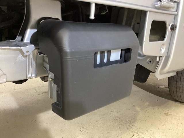 ハイゼットトラックエクストラ切替式４ＷＤ　ＭＴ車　荷台作業灯　前後コーナーセンサー　３方開　オートマチックハイビーム　ＬＥＤヘッドライト　プッシュボタンエンジンスタート　電動格納ミラー　横滑り防止措置　マニュアルエアコン（京都府）の中古車