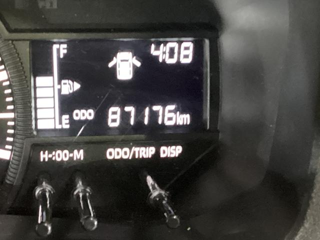 ハイゼットトラックエクストラ切替式４ＷＤ　ＭＴ車　荷台作業灯　前後コーナーセンサー　３方開　オートマチックハイビーム　ＬＥＤヘッドライト　プッシュボタンエンジンスタート　電動格納ミラー　横滑り防止措置　マニュアルエアコン（京都府）の中古車