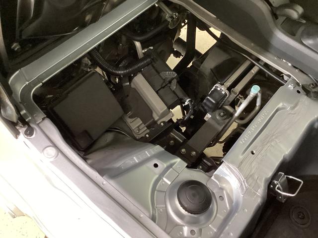 ハイゼットトラックエクストラ切替式４ＷＤ　ＭＴ車　荷台作業灯　前後コーナーセンサー　３方開　オートマチックハイビーム　ＬＥＤヘッドライト　プッシュボタンエンジンスタート　電動格納ミラー　横滑り防止措置　マニュアルエアコン（京都府）の中古車