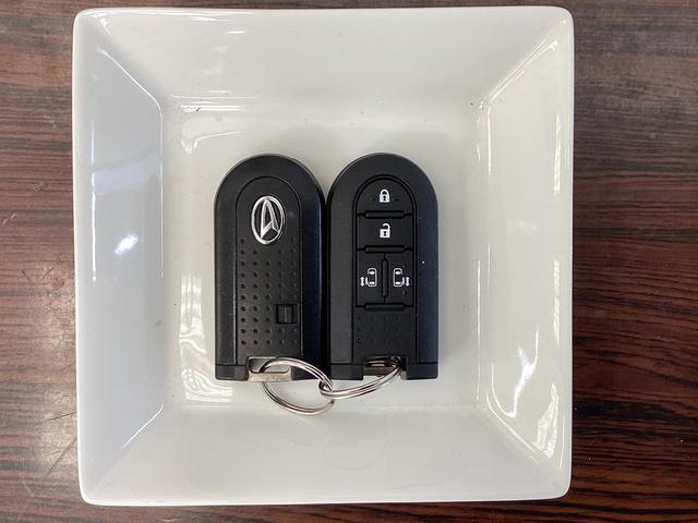 タントカスタムＸ　トップエディションリミテッドＳＡIII　ナビワンオーナー　全方位カメラ　ドラレコ　ナビＴＶ　運転席シートヒーター　両側電動スライドドア　ＬＥＤヘッドライト　オートライト　横滑り防止措置　アイドリングストップ　ＵＳＢ接続　１４インチアルミホイール（京都府）の中古車