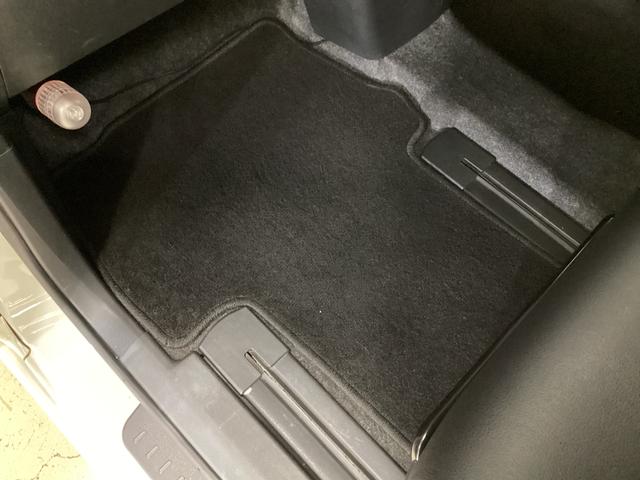 タントカスタムＸ　トップエディションリミテッドＳＡIII　ナビワンオーナー　全方位カメラ　ドラレコ　ナビＴＶ　運転席シートヒーター　両側電動スライドドア　ＬＥＤヘッドライト　オートライト　横滑り防止措置　アイドリングストップ　ＵＳＢ接続　１４インチアルミホイール（京都府）の中古車