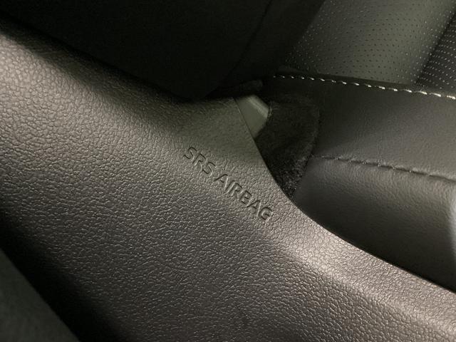 プリウスＺ　ドラレコ　ＥＴＣ　レーダークルーズ　全方位カメラワンオーナー　ドラレコ　全方位カメラ　ＥＴＣ　ブラインドスポット　シートヒーター　シートエアコン　ヘルプネット　電動リアゲート　ステアリングヒーター　アダプティブクルーズコントロール　ＡＣ１００Ｖ（京都府）の中古車