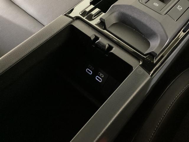 プリウスＺ　ドラレコ　ＥＴＣ　レーダークルーズ　全方位カメラワンオーナー　ドラレコ　全方位カメラ　ＥＴＣ　ブラインドスポット　シートヒーター　シートエアコン　ヘルプネット　電動リアゲート　ステアリングヒーター　アダプティブクルーズコントロール　ＡＣ１００Ｖ（京都府）の中古車