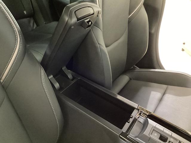 プリウスＺ　ドラレコ　ＥＴＣ　レーダークルーズ　全方位カメラワンオーナー　ドラレコ　全方位カメラ　ＥＴＣ　ブラインドスポット　シートヒーター　シートエアコン　ヘルプネット　電動リアゲート　ステアリングヒーター　アダプティブクルーズコントロール　ＡＣ１００Ｖ（京都府）の中古車