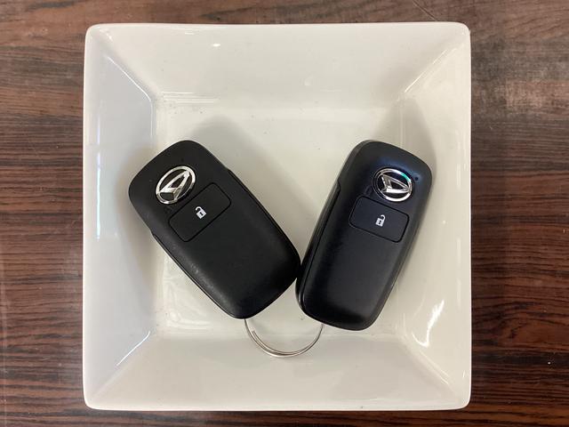 タフトX ワンオーナー バックカメラ スマートアシストワンオーナー バックカメラ スマートアシスト 前後コーナーセンサー LEDヘッドライト オートライト スカイフィールトップ USB接続 プッシュボタンエンジンスタート スマートキー 横滑り防止装置(京都府)の中古車