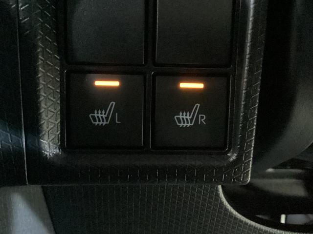 タントカスタムＸ　届出済未使用車　シートヒーター　電動スライドドアワンオーナー　届出済未使用車　前席シートヒーター　両側電動スライドドア　前後コーナーセンサー　バックカメラ　ＵＳＢ接続　プッシュボタンエンジンスタート　横滑り防止措置　ＬＥＤヘッドライト　オートライト（京都府）の中古車