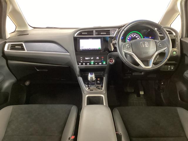 シャトルハイブリッドＸ　ナビ　バックカメラ　ＥＴＣ　ワンセグチューナナビ　バックカメラ　ＥＴＣ　ワンセグチューナ　ブルートゥース対応　クルーズコントロール　プッシュボタンエンジンスタート　オートエアコン　カーペットマット　バイザー　フォグランプ　ＬＥＤヘッドライト（京都府）の中古車