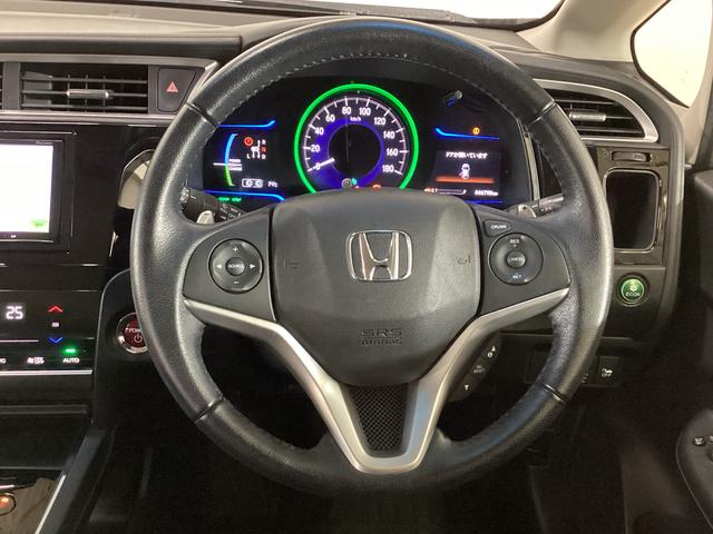 シャトルハイブリッドＸ　ナビ　バックカメラ　ＥＴＣ　ワンセグチューナナビ　バックカメラ　ＥＴＣ　ワンセグチューナ　ブルートゥース対応　クルーズコントロール　プッシュボタンエンジンスタート　オートエアコン　カーペットマット　バイザー　フォグランプ　ＬＥＤヘッドライト（京都府）の中古車