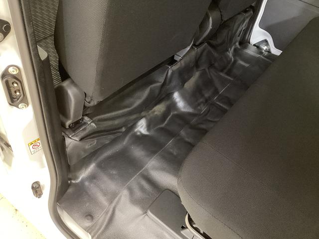 ハイゼットカーゴDX ワンオーナー ETC ラジオ スマートアシストワンオーナー ETC ラジオ 両側スライドドア オートライト オートマチックハイビーム リアコーナーセンサー 横滑り防止措置 衝突被害軽減ブレーキ ドアバイザー アクセサリーソケット スマートアシスト(京都府)の中古車