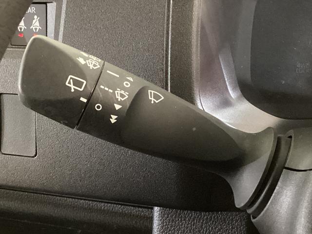 ハイゼットカーゴDX ワンオーナー ETC ラジオ スマートアシストワンオーナー ETC ラジオ 両側スライドドア オートライト オートマチックハイビーム リアコーナーセンサー 横滑り防止措置 衝突被害軽減ブレーキ ドアバイザー アクセサリーソケット スマートアシスト(京都府)の中古車