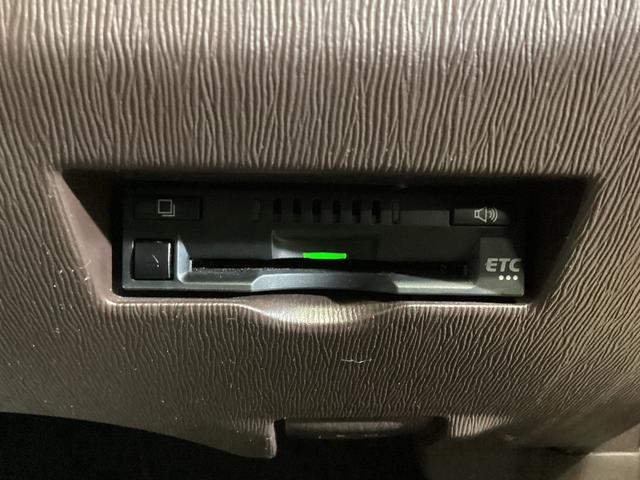 パッソX Gパッケージ ナビ バックカメラ ETC ワンセグTVナビ バックカメラ ETC ワンセグチューナー ブルートゥース対応 キーフリーシステム アルミホイール オートエアコン 電動格納式ドアミラー アイドリングストップ カーペットマット バイザー ABS(京都府)の中古車