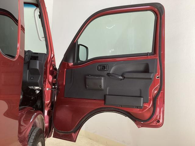 ハイゼットトラックジャンボエクストラ　ワンオーナー　４ＷＤ　５速ＭＴ車ワンオーナー　４ＷＤ　５速ＭＴ車　ディスプレイオーディオ　バックカメラ　３方開　荷台作業灯　オートマチックハイビーム　前後コーナーセンサー　ＵＳＢ接続　Ｂｌｕｅｔｏｏｔｈ　ＬＥＤヘッドライト　スマアシ（京都府）の中古車