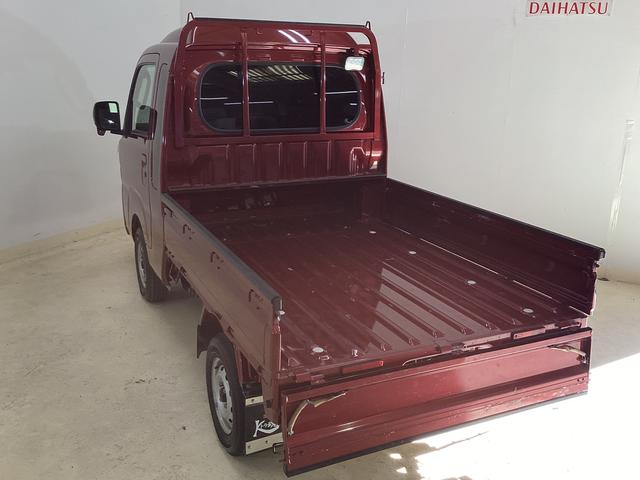 ハイゼットトラックジャンボエクストラ　ワンオーナー　４ＷＤ　５速ＭＴ車ワンオーナー　４ＷＤ　５速ＭＴ車　ディスプレイオーディオ　バックカメラ　３方開　荷台作業灯　オートマチックハイビーム　前後コーナーセンサー　ＵＳＢ接続　Ｂｌｕｅｔｏｏｔｈ　ＬＥＤヘッドライト　スマアシ（京都府）の中古車