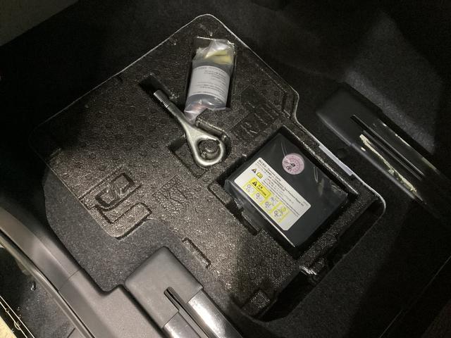 タントカスタムＸ　届出済未使用車　ナビ　バックカメラ　地デジ届出済未使用車　ナビ　フルセグチューナー　ブルートゥース対応　バックカメラ　プッシュボタンエンジンスタート　両側リヤパワースライドドア　ＬＥＤヘッドライト　コーナーセンサー　オートエアコン　ＡＢＳ（京都府）の中古車