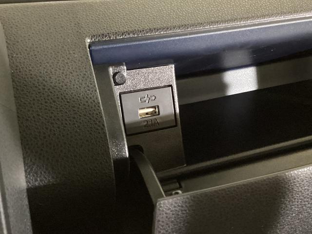 タントカスタムＸ　届出済未使用車　ナビ　バックカメラ　地デジ届出済未使用車　ナビ　フルセグチューナー　ブルートゥース対応　バックカメラ　プッシュボタンエンジンスタート　両側リヤパワースライドドア　ＬＥＤヘッドライト　コーナーセンサー　オートエアコン　ＡＢＳ（京都府）の中古車