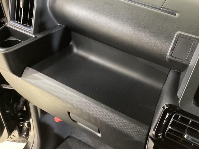 タントカスタムＸ　届出済未使用車　ナビ　バックカメラ　地デジ届出済未使用車　ナビ　フルセグチューナー　ブルートゥース対応　バックカメラ　プッシュボタンエンジンスタート　両側リヤパワースライドドア　ＬＥＤヘッドライト　コーナーセンサー　オートエアコン　ＡＢＳ（京都府）の中古車