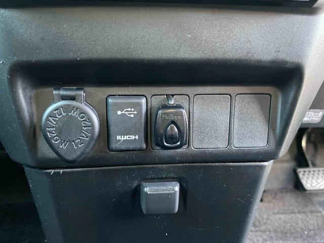 ルーミーカスタムＧ　Ｓ　バックモニターダイハツ認定中古車　予防安全機能スマートアシスト搭載　アイドリングストップ　バックモニター　電動格納ミラー　両側パワースライドドア　ナビゲーション　ドライブレコーダー　シートリフター　キーフリーキー（京都府）の中古車