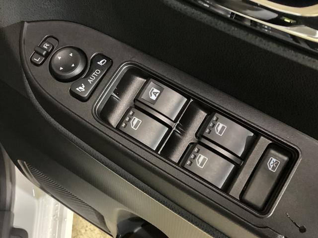 タントカスタムX 届け出済み未使用車 両側電動スライド リアカメラ届け出済み未使用車 バックカメラ 両側電動スライドドア 前席シートヒーター オートマチックハイビーム 前後コーナーセンサー 14インチ純正アルミホイール オートブレーキホールド USBチャージャー(京都府)の中古車