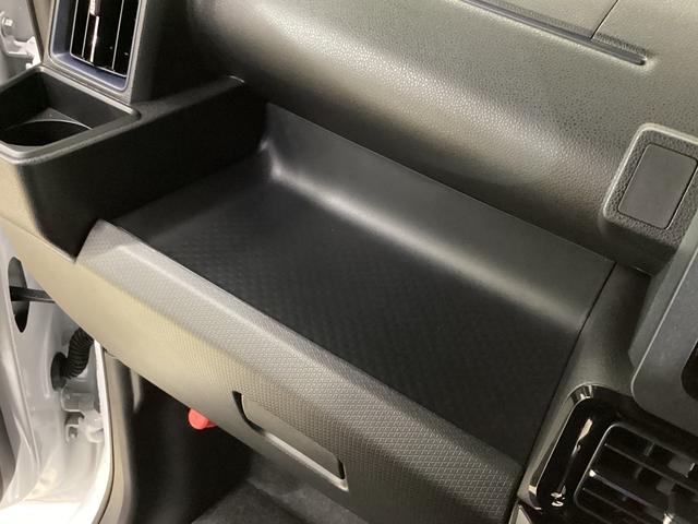 タントカスタムX 届け出済み未使用車 両側電動スライド リアカメラ届け出済み未使用車 ナビ付き バックカメラ 両側電動スライドドア 前席シートヒーター オートマチックハイビーム 前後コーナーセンサー 14インチ純正アルミ オートブレーキホールド USBチャージャー(京都府)の中古車