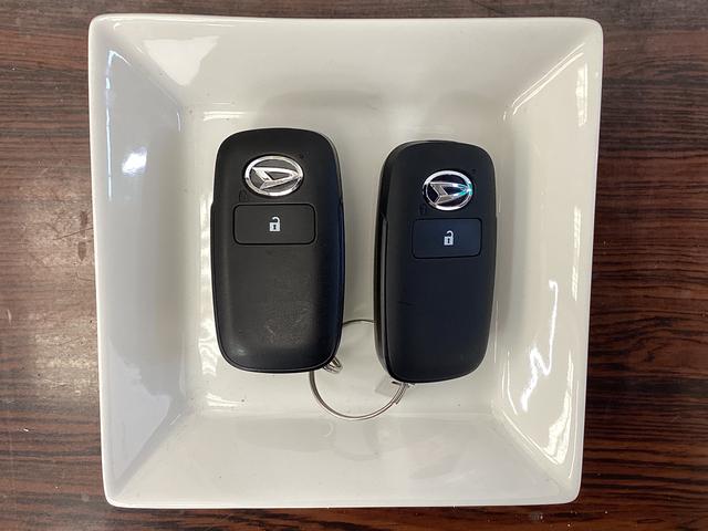 タフトGターボ クロムベンチャー バックカメラ 前席シートヒーターバックカメラ スカイフィールトップ アダプティブクルーズコントロール 前席シートヒーター 前後コーナーセンサー オートマチックハイビーム 電子パーキング オートブレーキホールド USB スマートキー(京都府)の中古車