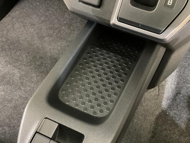 タフトGターボ クロムベンチャー バックカメラ 前席シートヒーターバックカメラ スカイフィールトップ アダプティブクルーズコントロール 前席シートヒーター 前後コーナーセンサー オートマチックハイビーム 電子パーキング オートブレーキホールド USB スマートキー(京都府)の中古車