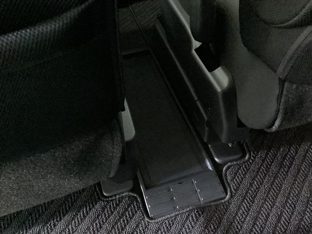 トールカスタムＧ　ナビ　後席モニター　ドラレコ　バックカメラナビ　後席モニター　ドラレコ　バックカメラ　両側電動スライドドア　アダプティブクルーズコントロール　前後コーナーセンサー　オートマチックハイビーム　電子パーキング　１４インチ純正アルミホイール　ＤＶＤ（京都府）の中古車