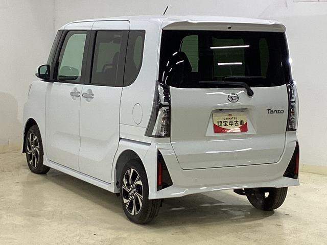 タントカスタムX 届出済未使用車 バックカメラ 電動スライドドア届出済み未使用車 バックカメラ 両側電動スライドドア 前席シートヒーター 前後コーナーセンサー オートマチックハイビーム 電子パーキング オートブレーキホールド USB LEDヘッドライト(京都府)の中古車