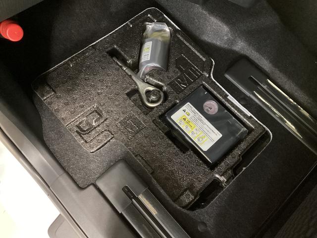 タントカスタムＸ　届出済未使用車　バックカメラ　シートヒーター届出済未使用車　バックカメラ　両側電動スライドドア　前後コーナーセンサー　前席シートヒーター　　オートブレーキホールド　電子パーキング　ＵＳＢチャージャー　ＬＥＤヘッドライト　１４インチ純正アルミ（京都府）の中古車