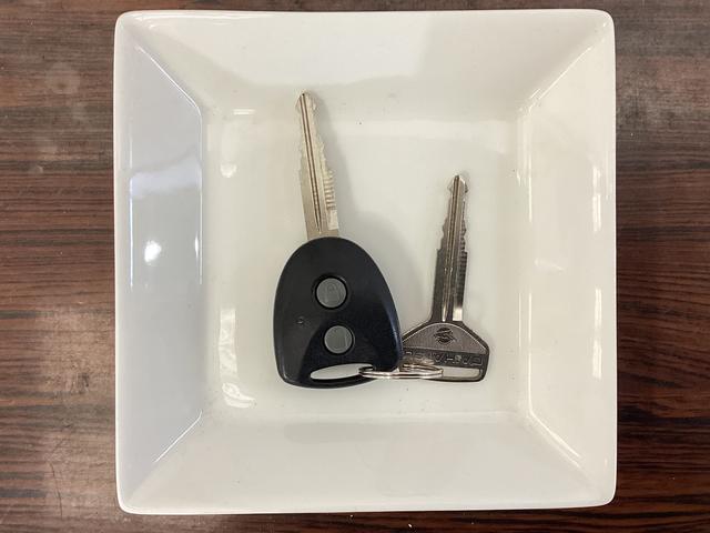 ミライースXf スマートセレクションSA 4WD CDオーディオ4WD CDオーディオ ドアバイザー 横滑り防止装置 盗難防止装置 アイドリングストップ キーレスエントリー ヘッドライトレべライザー マニュアルエアコン 電動格納ミラー アクセサリーソケット(京都府)の中古車