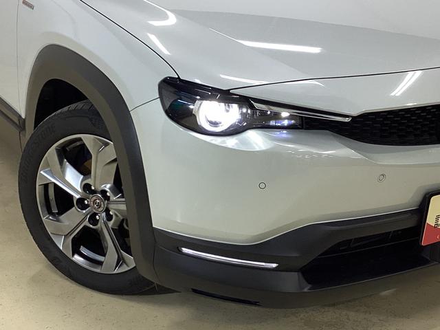 MX−30100周年特別記念車 純正ナビ 全周囲カメラ ETC純正ナビ 全周囲カメラ ETC プッシュボタンエンジンスタート アルミホイール フルセグチューナー コーナーセンサー シートヒーター クルーズコントロール カーペットマット アイドリングストップ(京都府)の中古車