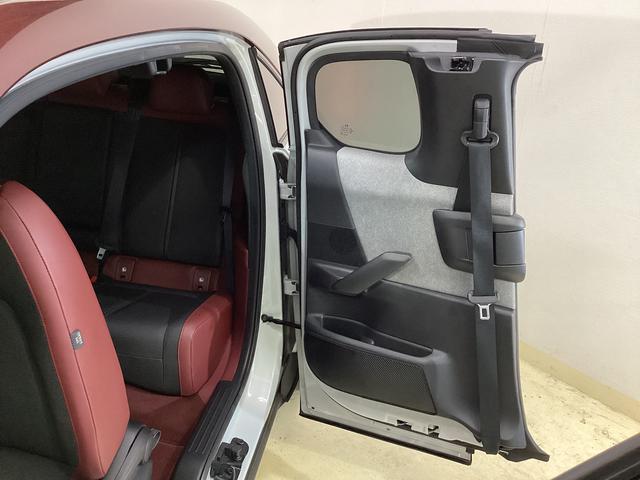 MX−30100周年特別記念車 純正ナビ 全周囲カメラ ETC純正ナビ 全周囲カメラ ETC プッシュボタンエンジンスタート アルミホイール フルセグチューナー コーナーセンサー シートヒーター クルーズコントロール カーペットマット アイドリングストップ(京都府)の中古車