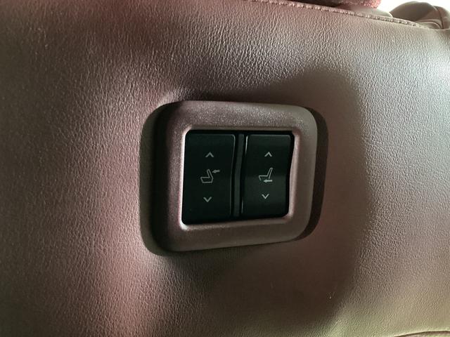 MX−30100周年特別記念車 純正ナビ 全周囲カメラ ETC純正ナビ 全周囲カメラ ETC プッシュボタンエンジンスタート アルミホイール フルセグチューナー コーナーセンサー シートヒーター クルーズコントロール カーペットマット アイドリングストップ(京都府)の中古車