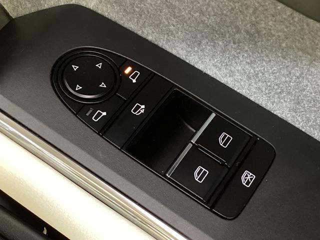 MX−30100周年特別記念車 純正ナビ 全周囲カメラ ETC純正ナビ 全周囲カメラ ETC プッシュボタンエンジンスタート アルミホイール フルセグチューナー コーナーセンサー シートヒーター クルーズコントロール カーペットマット アイドリングストップ(京都府)の中古車