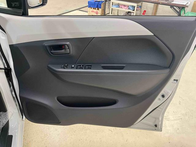 ワゴンＲＦＸ　４ＷＤ　マニュアル（ミッション）　ナビ　ＥＴＣ４ＷＤ　ナビ　フルセグチューナー　ブルートゥース対応　ＥＴＣ　キーレスリモコン　アイドリングストップ　オートエアコン　電動格納式ドアミラー　マニュアル（ミッション）　ホイールキャップ　シートヒーター（京都府）の中古車