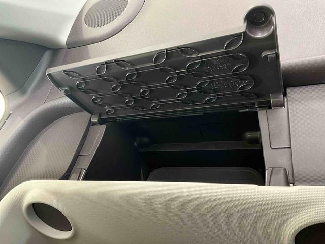 ポルテGナビ バックカメラ 運転席助手席エアバック ABS 安全ボディ プッシュボタンスタート キーフリシステム オートライト 片側電動スライドドア シートヒーター カーペットマット バイザー オートエアコン(京都府)の中古車