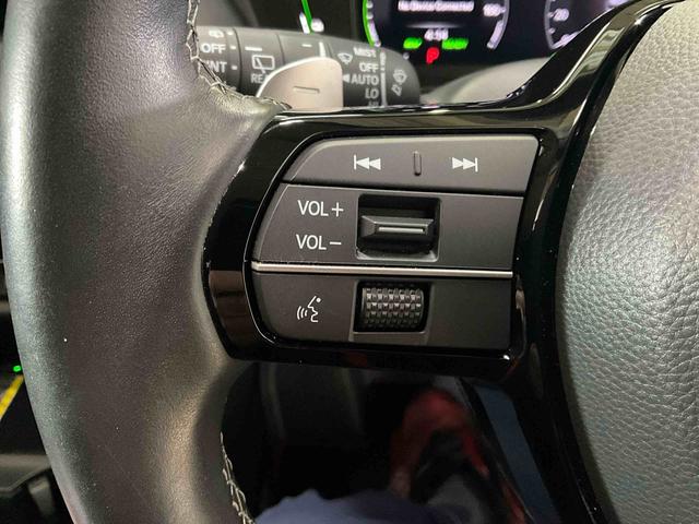 ＺＲ−Ｖｅ：ＨＥＶ　Ｚナビ　パノラマモニター　ＥＴＣ２．０　ドライブレコーダー　アルミホイール　オートライト　デュアルエアバッグ　ＡＢＳ　安全ボディ　パワーシート　ＬＥＤヘッドランプ　プッシュボタンスタート　キーフリー（京都府）の中古車