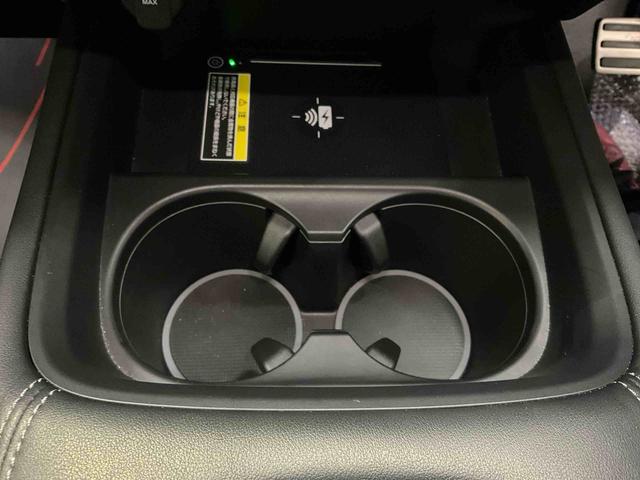 ＺＲ−Ｖｅ：ＨＥＶ　Ｚナビ　パノラマモニター　ＥＴＣ２．０　ドライブレコーダー　アルミホイール　オートライト　デュアルエアバッグ　ＡＢＳ　安全ボディ　パワーシート　ＬＥＤヘッドランプ　プッシュボタンスタート　キーフリー（京都府）の中古車