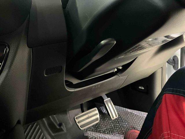 ＺＲ−Ｖｅ：ＨＥＶ　Ｚナビ　パノラマモニター　ＥＴＣ２．０　ドライブレコーダー　アルミホイール　オートライト　デュアルエアバッグ　ＡＢＳ　安全ボディ　パワーシート　ＬＥＤヘッドランプ　プッシュボタンスタート　キーフリー（京都府）の中古車