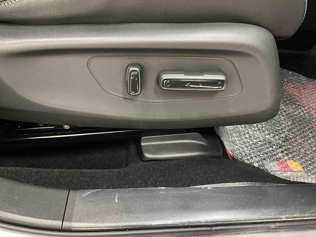 ＺＲ−Ｖｅ：ＨＥＶ　Ｚナビ　パノラマモニター　ＥＴＣ２．０　ドライブレコーダー　アルミホイール　オートライト　デュアルエアバッグ　ＡＢＳ　安全ボディ　パワーシート　ＬＥＤヘッドランプ　プッシュボタンスタート　キーフリー（京都府）の中古車