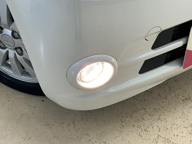 ムーヴＸ　ＶＳ　ＣＤチューナー　キーフリーシステム　アルミホイールＣＤチューナー　キーフリーシステム　アルミホイール　マニュアルエアコン　カーペットマット　電動格納式ドアミラー　フォグランプ　運転席・助手席エアバッグ　パワステ　パワーウインドウ　ＡＢＳ　ベンチシート（京都府）の中古車