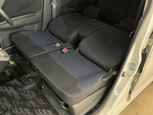 ムーヴＸ　ＶＳ　ＣＤチューナー　キーフリーシステム　アルミホイールＣＤチューナー　キーフリーシステム　アルミホイール　マニュアルエアコン　カーペットマット　電動格納式ドアミラー　フォグランプ　運転席・助手席エアバッグ　パワステ　パワーウインドウ　ＡＢＳ　ベンチシート（京都府）の中古車