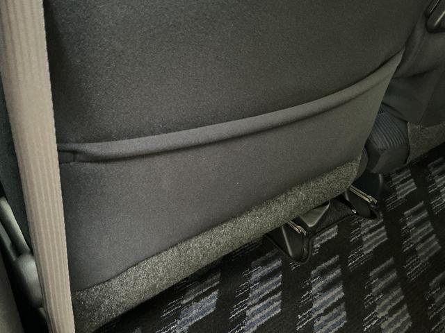 ムーヴＸ　ＶＳ　ＣＤチューナー　キーフリーシステム　アルミホイールＣＤチューナー　キーフリーシステム　アルミホイール　マニュアルエアコン　カーペットマット　電動格納式ドアミラー　フォグランプ　運転席・助手席エアバッグ　パワステ　パワーウインドウ　ＡＢＳ　ベンチシート（京都府）の中古車