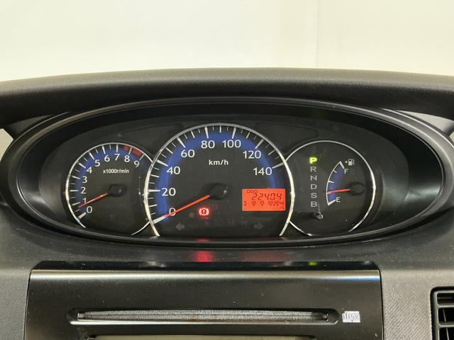 ムーヴＸ　ＶＳ　ＣＤチューナー　キーフリーシステム　アルミホイールＣＤチューナー　キーフリーシステム　アルミホイール　マニュアルエアコン　カーペットマット　電動格納式ドアミラー　フォグランプ　運転席・助手席エアバッグ　パワステ　パワーウインドウ　ＡＢＳ　ベンチシート（京都府）の中古車